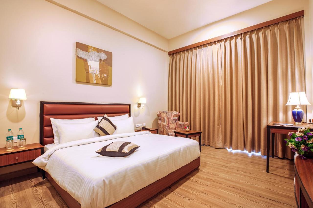 The Lalita Grand Mathura- Vrindavan Extérieur photo