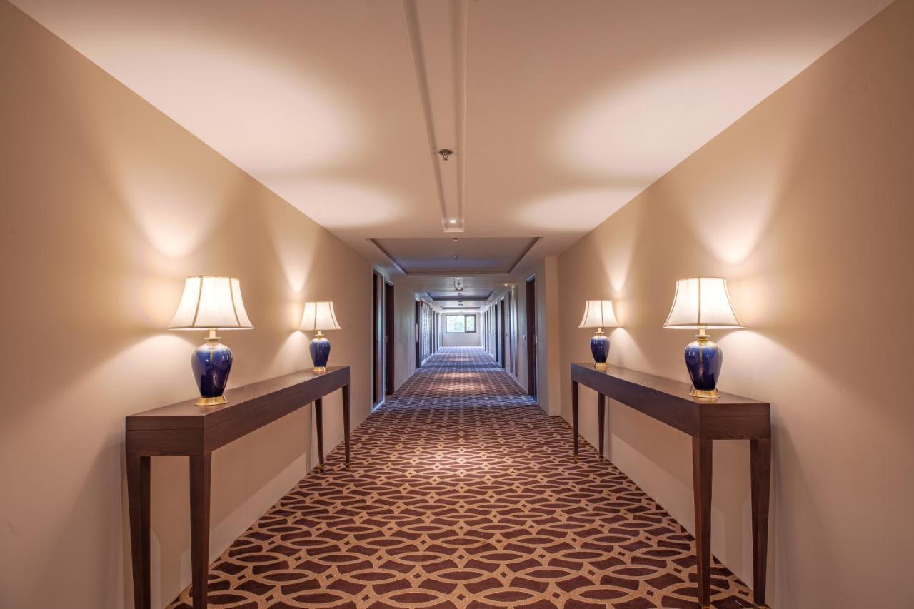 The Lalita Grand Mathura- Vrindavan Extérieur photo