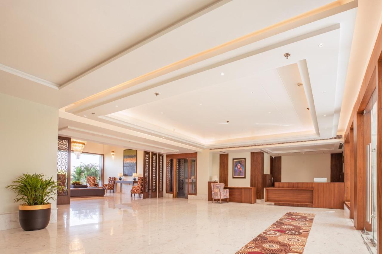 The Lalita Grand Mathura- Vrindavan Extérieur photo
