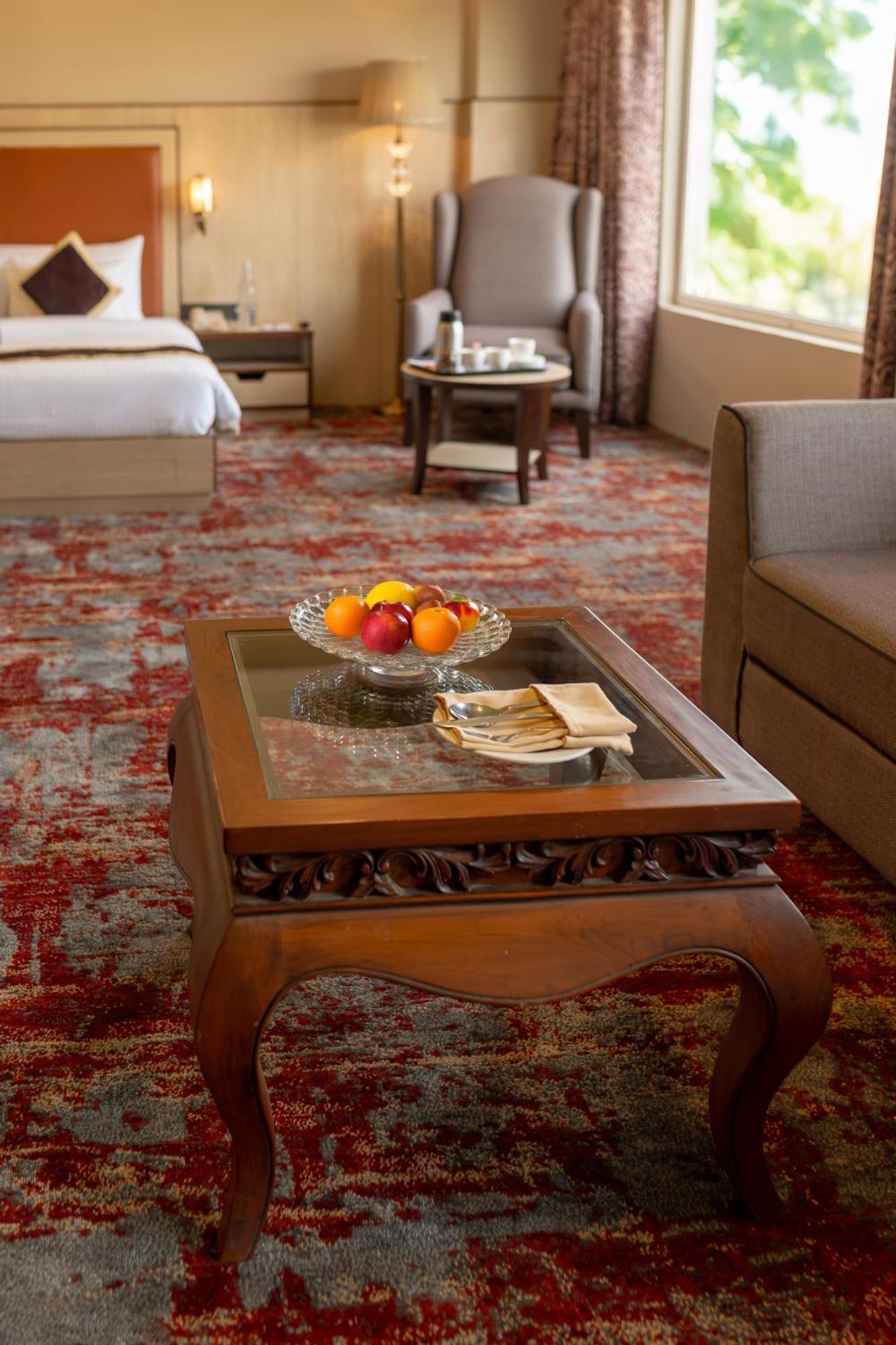The Lalita Grand Mathura- Vrindavan Extérieur photo